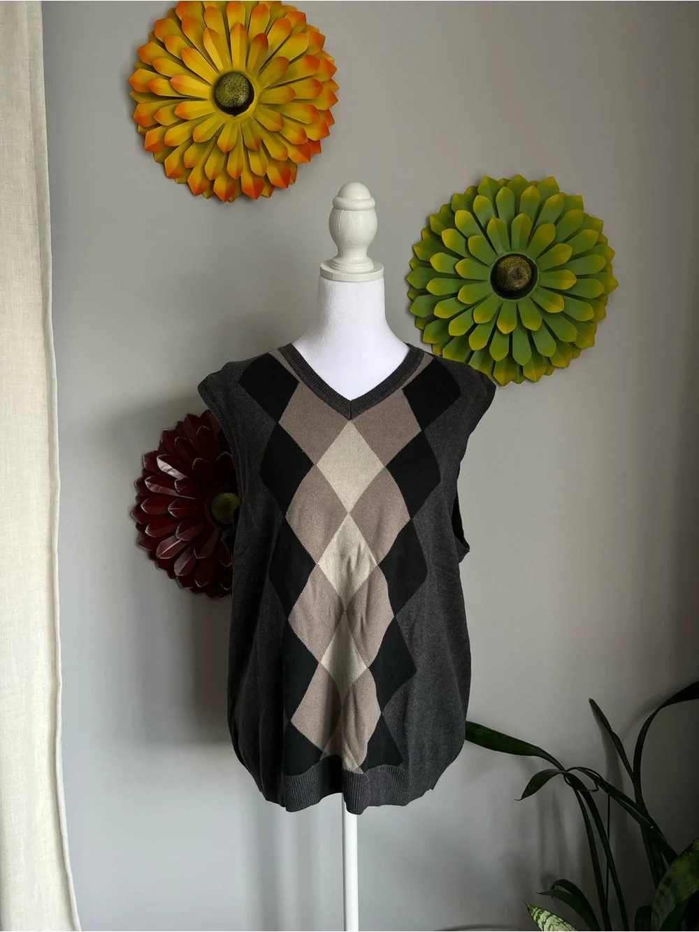 Lot of 2 Axist Men Argyle Sweater Vest 100% Cotton V-Neck Gray Navy Size Medium